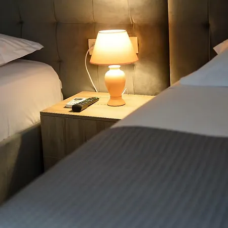 Niku Hotel
