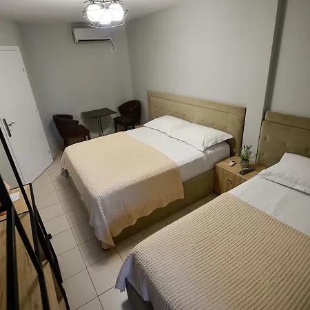 Niku Szálloda 3*