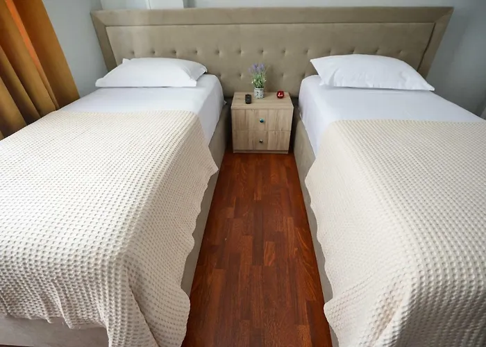 ホテル Niku ティラナ